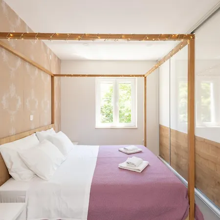 Sunny Oasis - Family Fun Holiday home Orasac