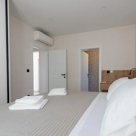 Holiday home Sunny Oasis - Family Fun Orasac