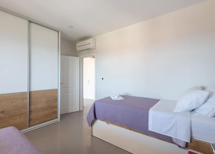 Sunny Oasis - Family Fun בית נופש