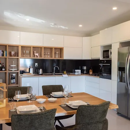 Sunny Oasis - Family Fun Orasac