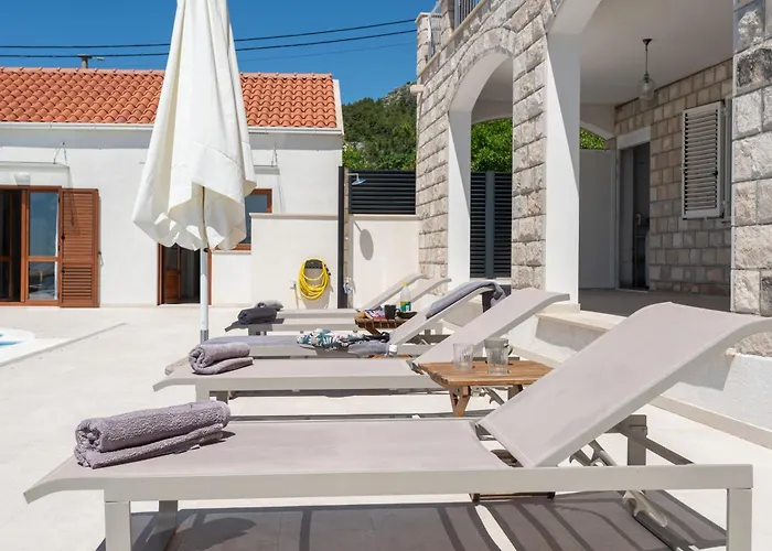 Sunny Oasis - Family Fun Orašac